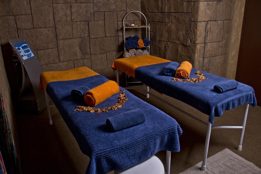 Fa'Trez Guest House & Spa Pretoria-Noord エクステリア 写真