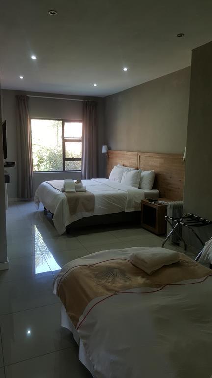 Fa'Trez Guest House & Spa Pretoria-Noord エクステリア 写真