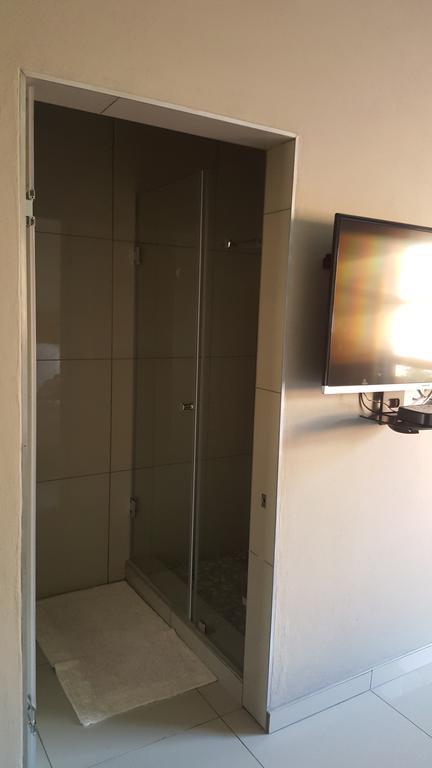 Fa'Trez Guest House & Spa Pretoria-Noord エクステリア 写真