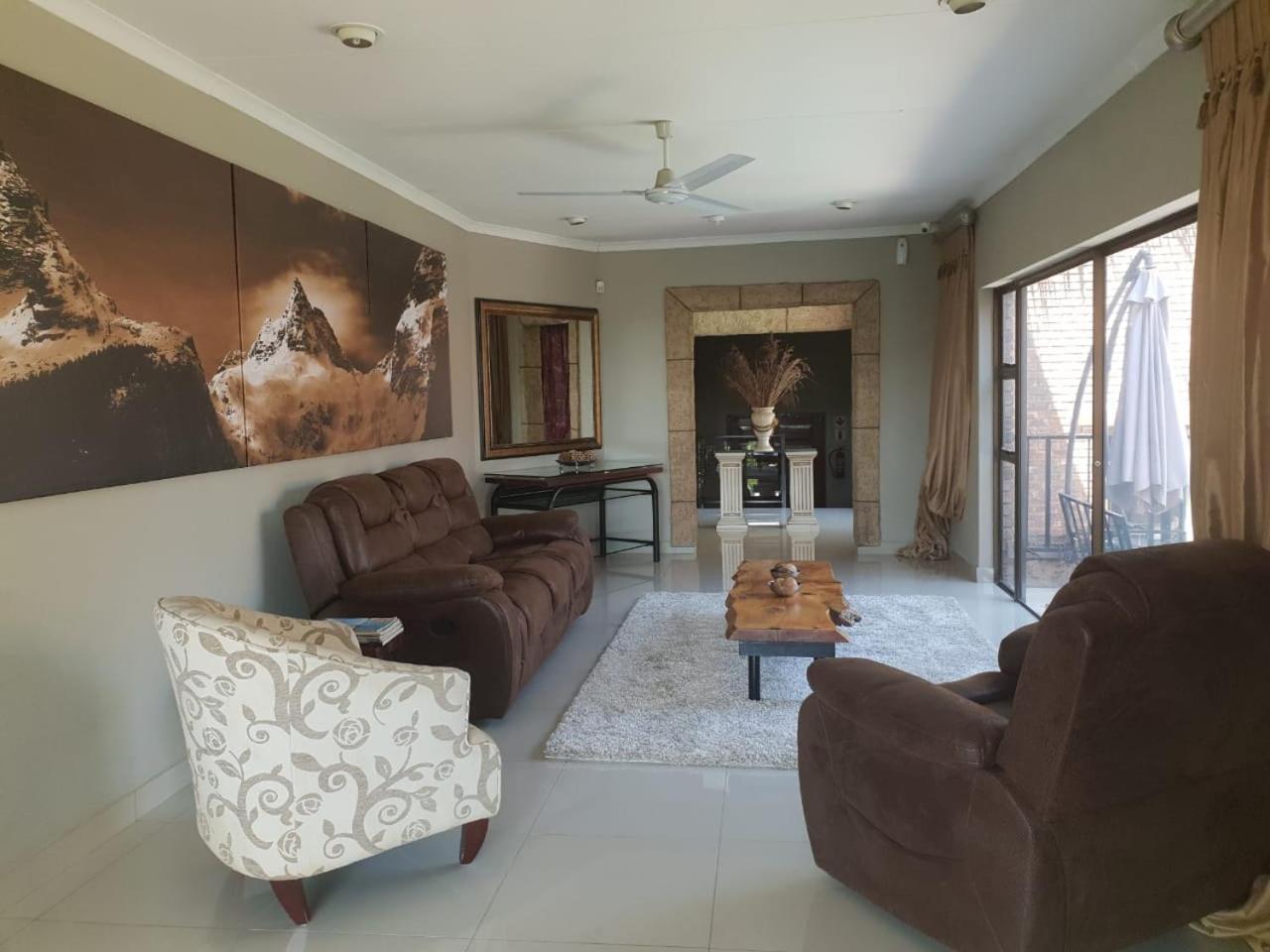 Fa'Trez Guest House & Spa Pretoria-Noord エクステリア 写真