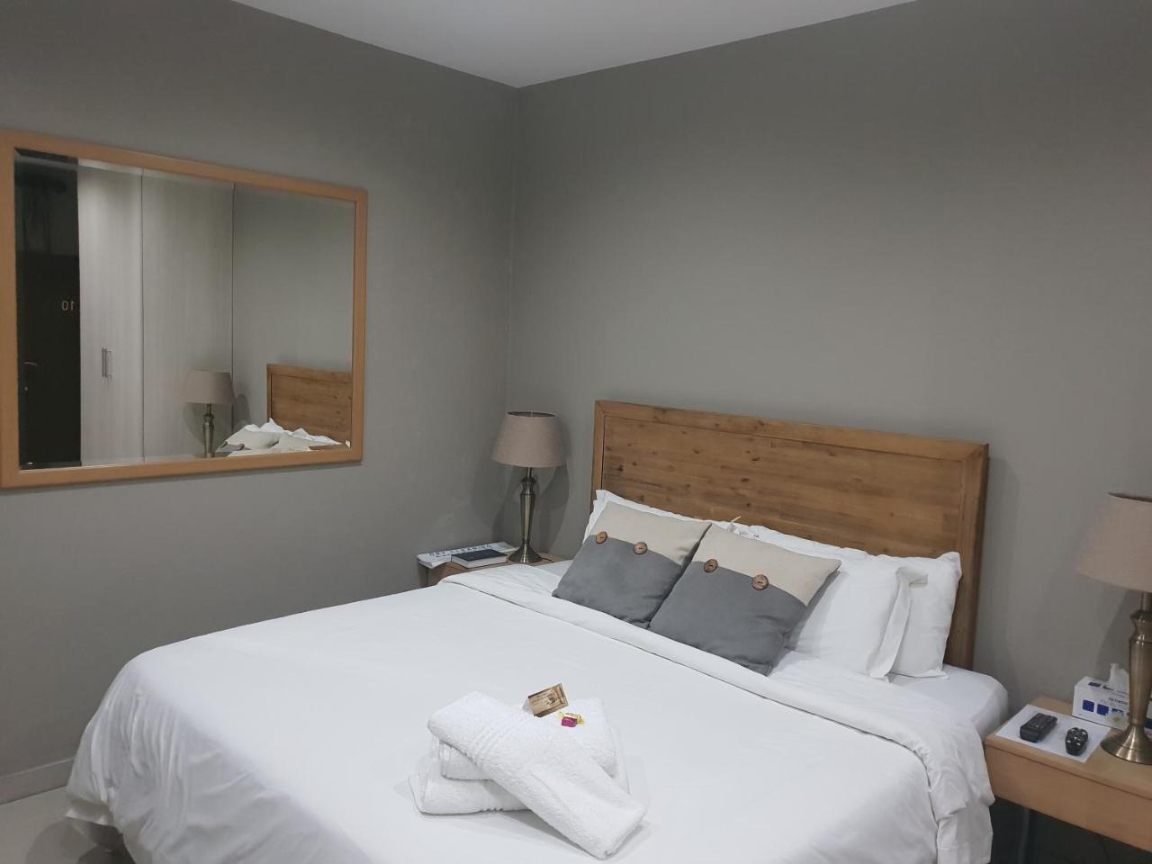 Fa'Trez Guest House & Spa Pretoria-Noord エクステリア 写真
