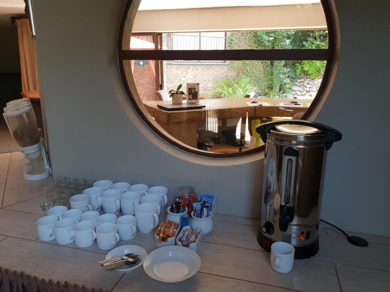 Fa'Trez Guest House & Spa Pretoria-Noord エクステリア 写真