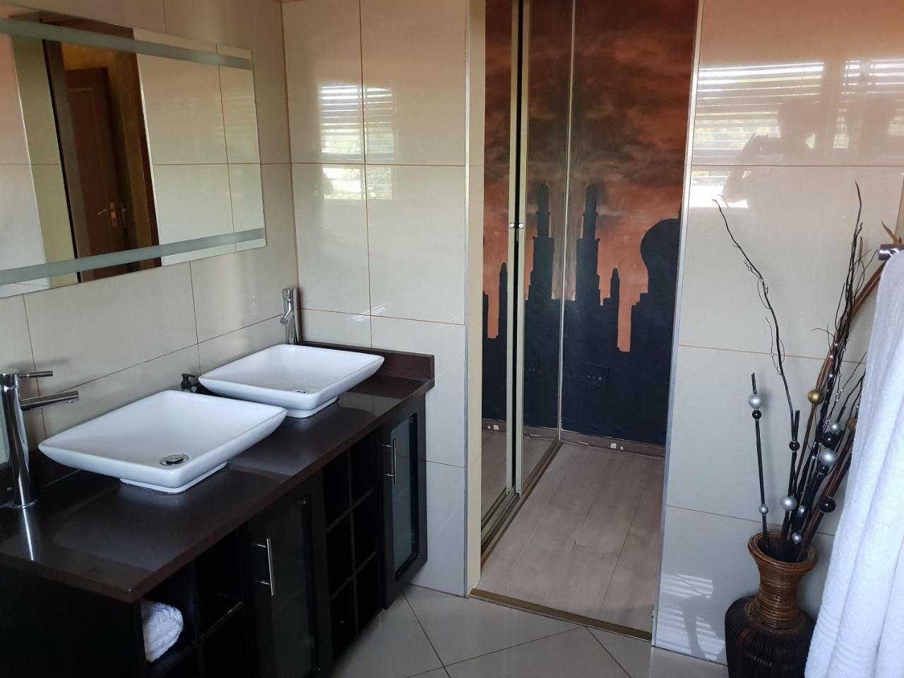 Fa'Trez Guest House & Spa Pretoria-Noord エクステリア 写真